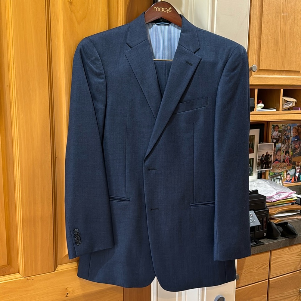 Tommy Hilfiger Men’s Suit